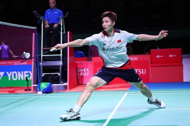 利用战术上 利用战术上